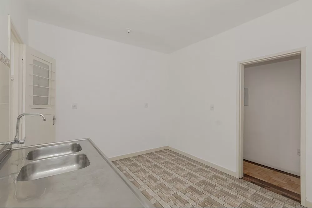 Apartamento à venda com 2 quartos, 70m² - Foto 13