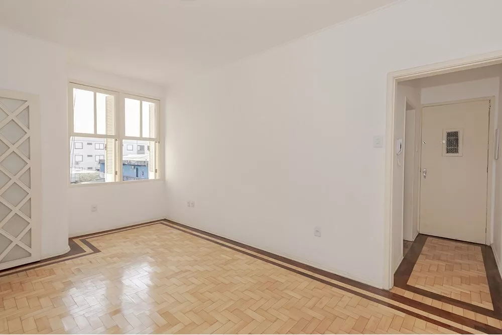 Apartamento à venda com 2 quartos, 70m² - Foto 25