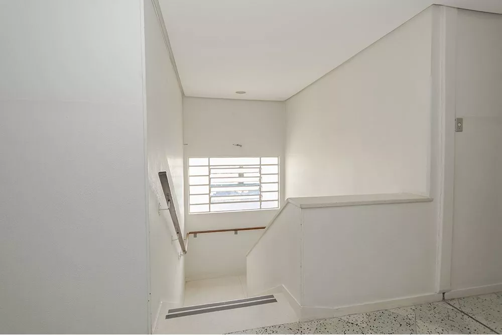 Apartamento à venda com 2 quartos, 70m² - Foto 7