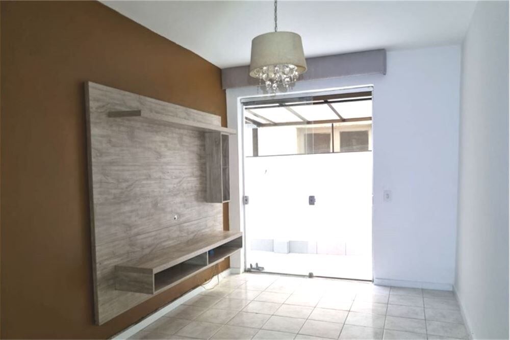 Apartamento à venda com 1 quarto, 41m² - Foto 4