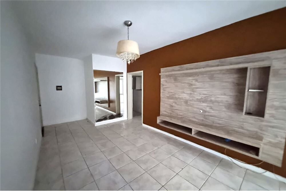 Apartamento à venda com 1 quarto, 41m² - Foto 1