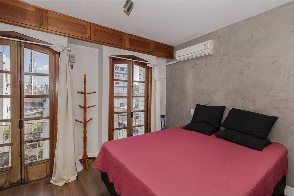 Apartamento à venda com 1 quarto, 40m² - Foto 2