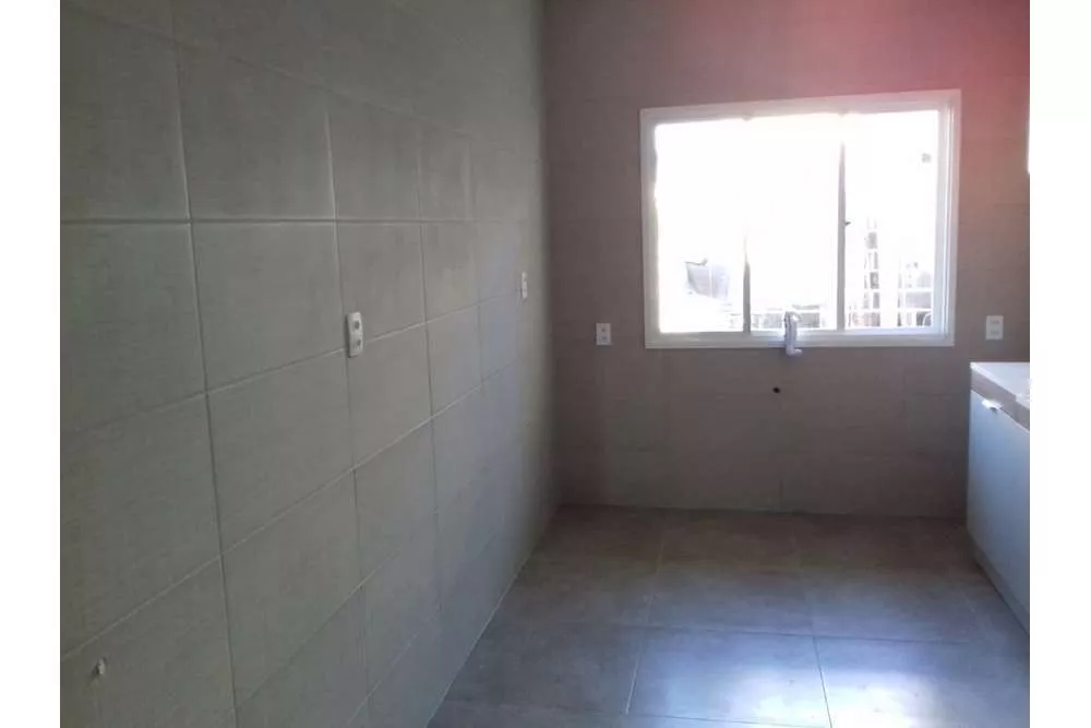 Casa à venda com 2 quartos, 94m² - Foto 8