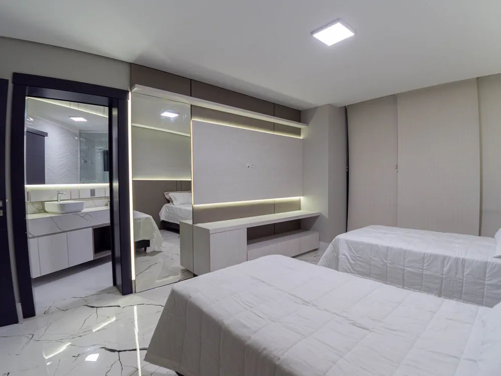 Casa, 5 quartos, 591 m² - Foto 2