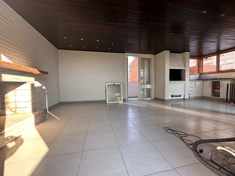 Cobertura, 3 quartos, 252 m² - Foto 3