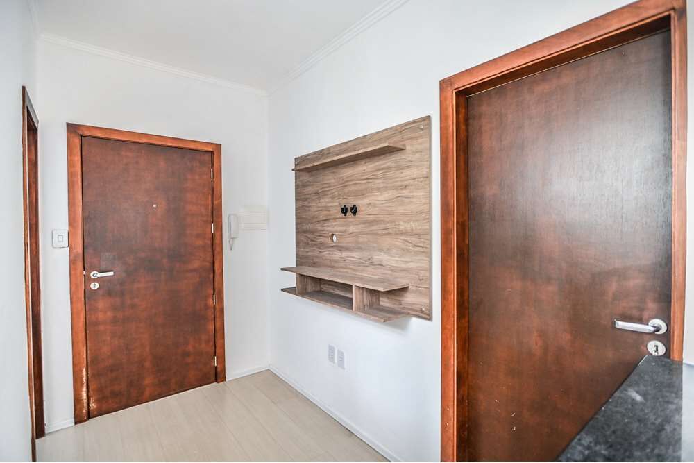 Apartamento à venda com 1 quarto, 38m² - Foto 2