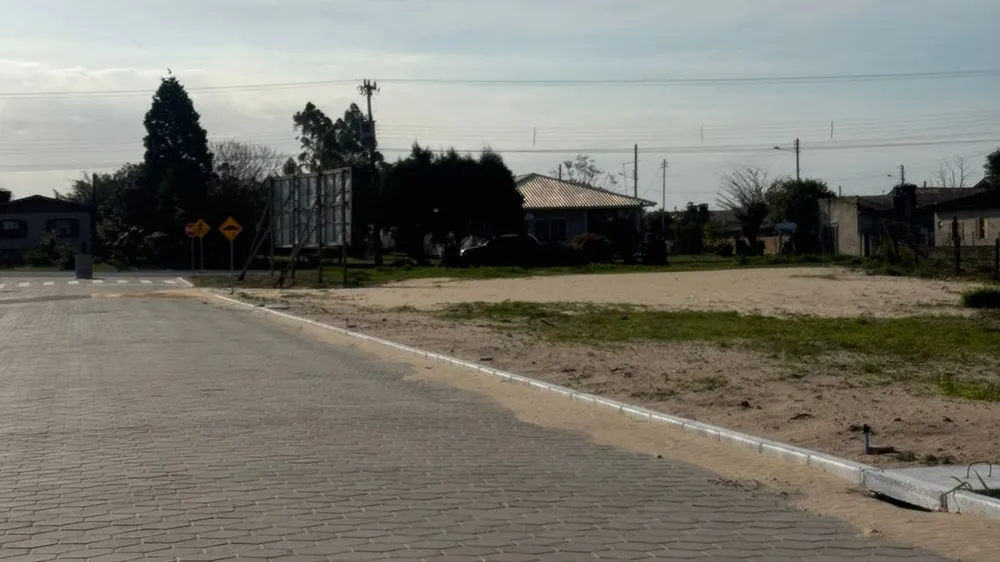Terreno, 300 m² - Foto 1