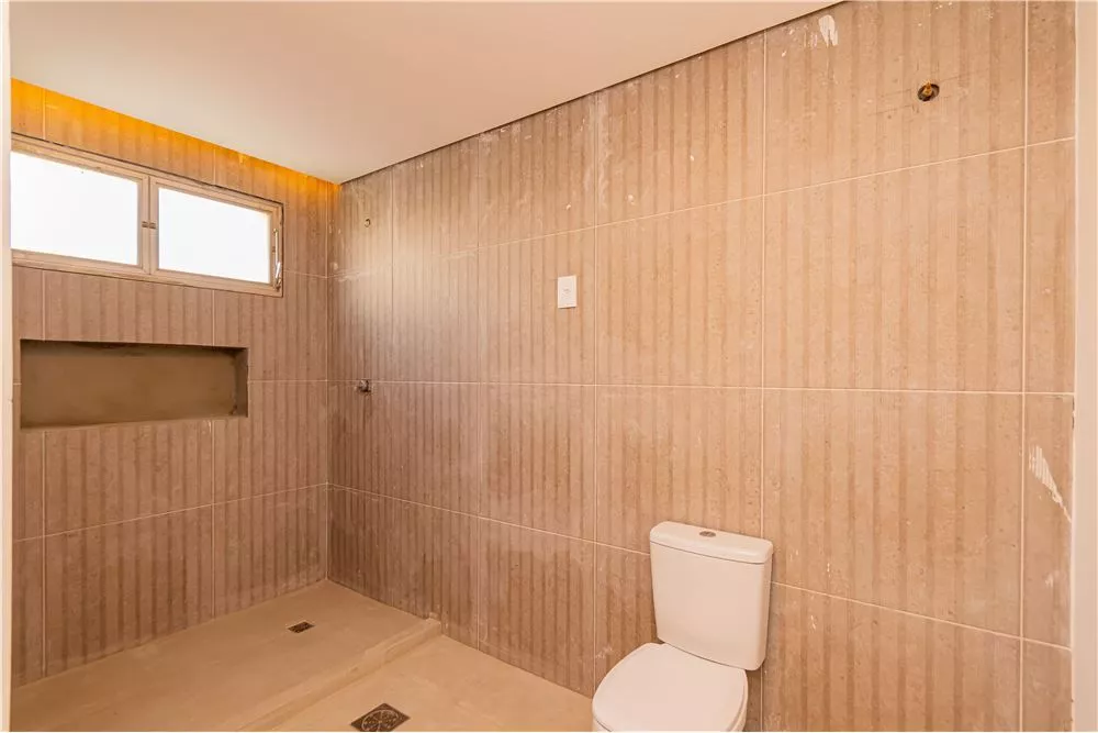 Apartamento à venda com 3 quartos, 129m² - Foto 2