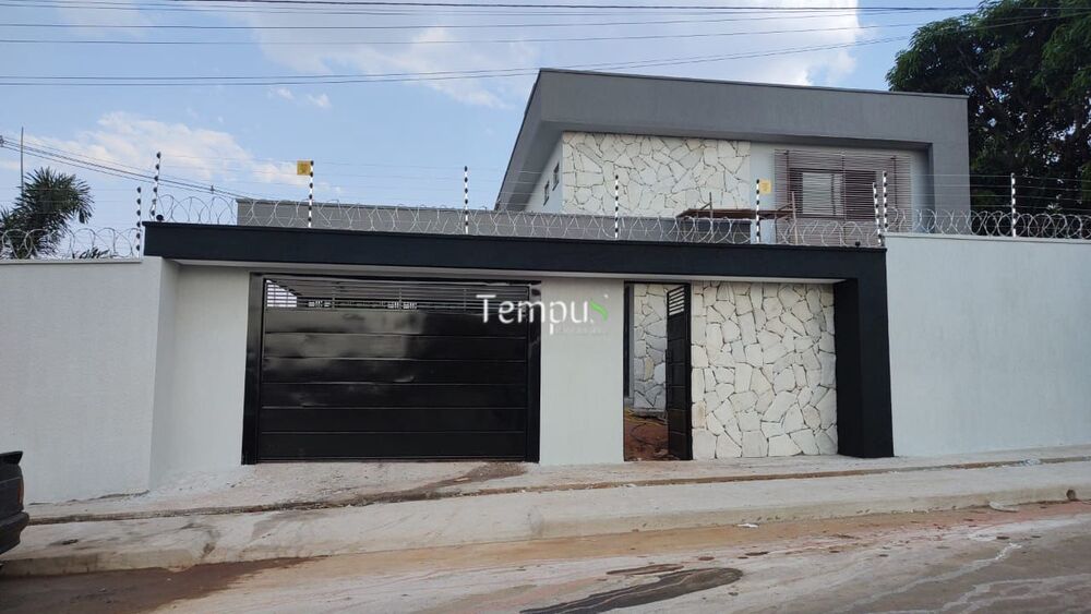 Casa à venda com 4 quartos, 279m² - Foto 12