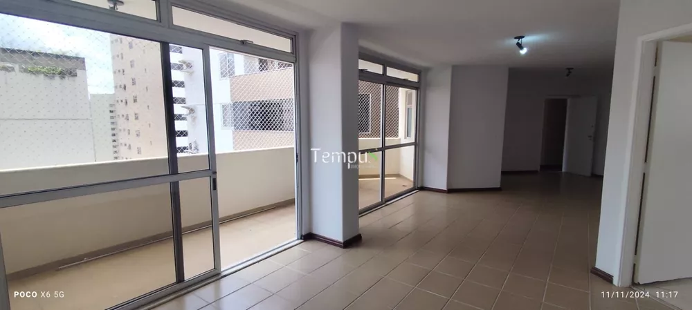 Apartamento à venda com 4 quartos, 161m² - Foto 1