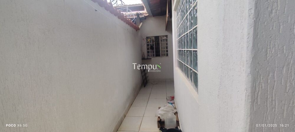 Casa à venda com 5 quartos, 318m² - Foto 18