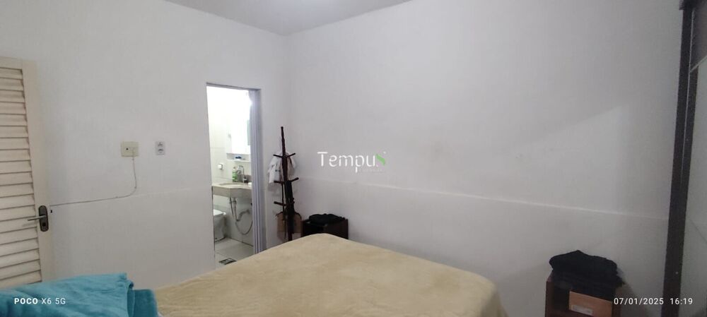 Casa à venda com 5 quartos, 318m² - Foto 19