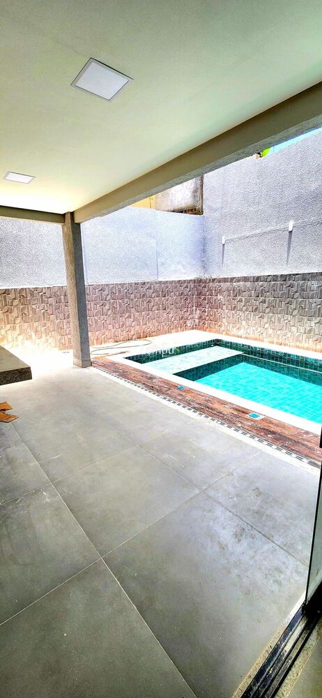 Sobrado à venda com 4 quartos, 230m² - Foto 4