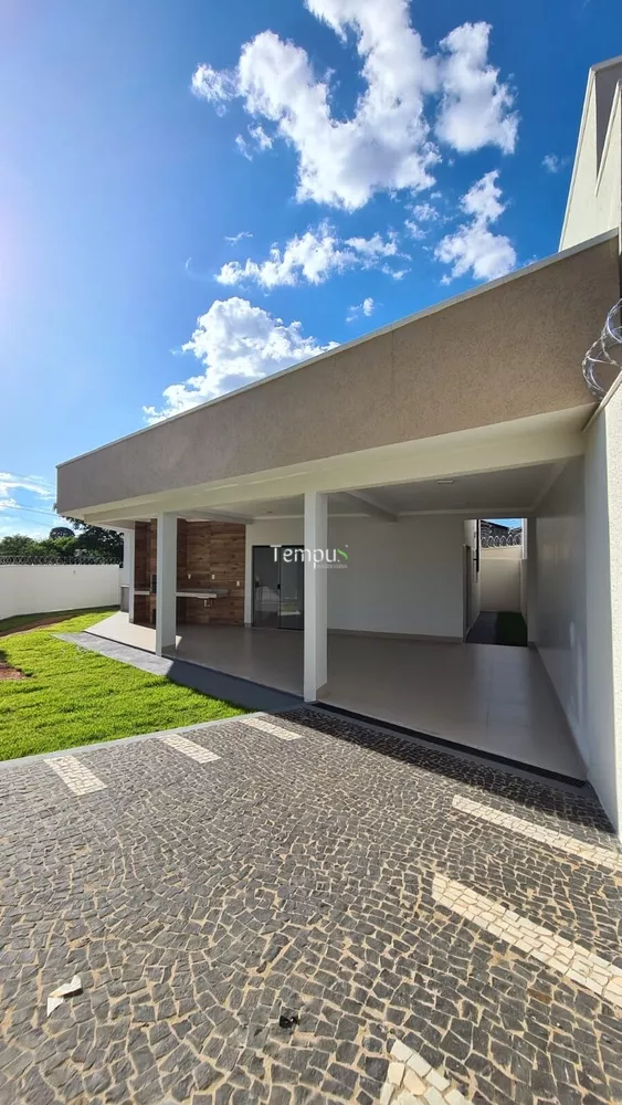 Casa à venda com 3 quartos, 135m² - Foto 4