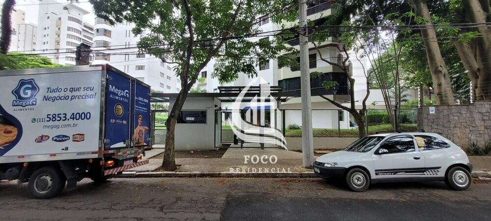 Apartamento, 3 quartos, 240 m² - Foto 2