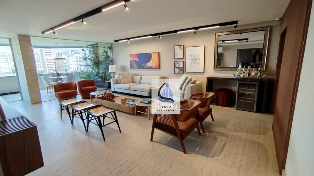 Apartamento, 4 quartos, 271 m² - Foto 1