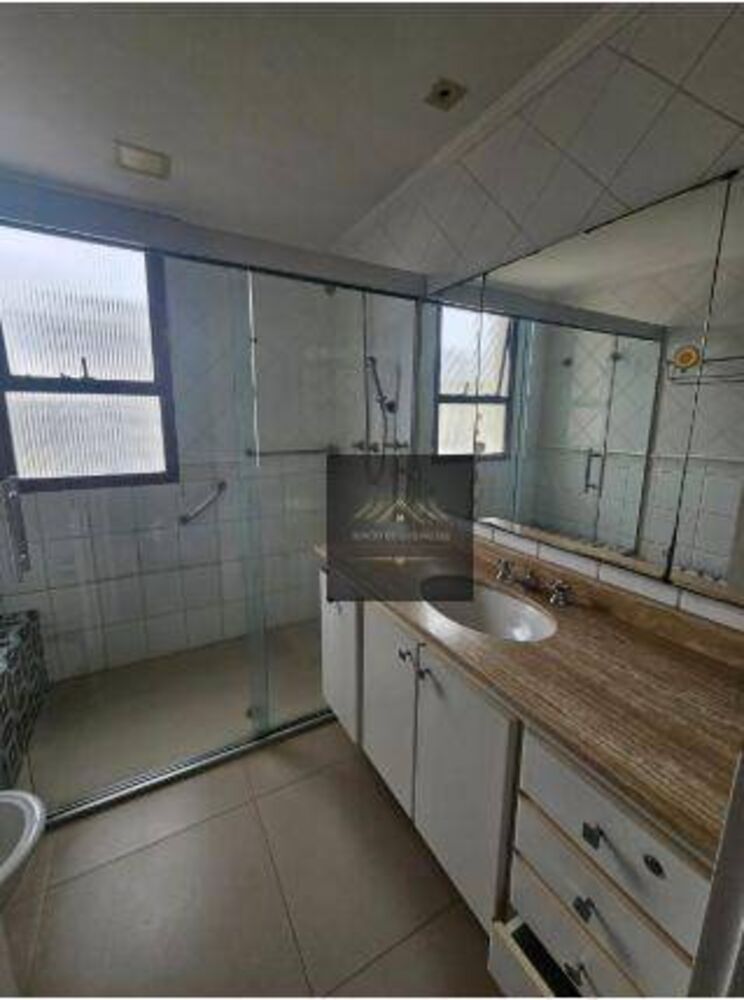 Apartamento, 3 quartos, 170 m² - Foto 2