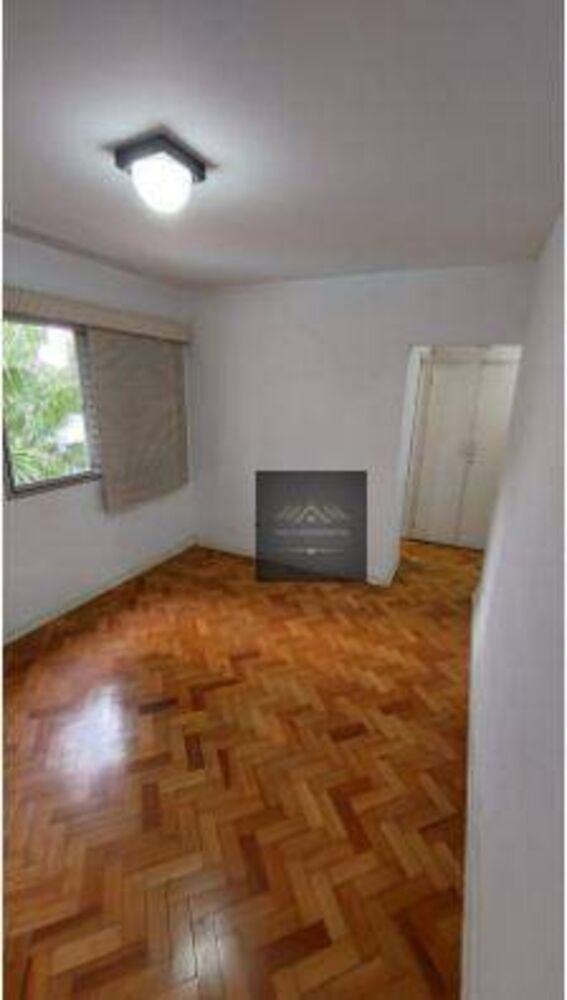 Apartamento para alugar com 3 quartos, 130m² - Foto 8