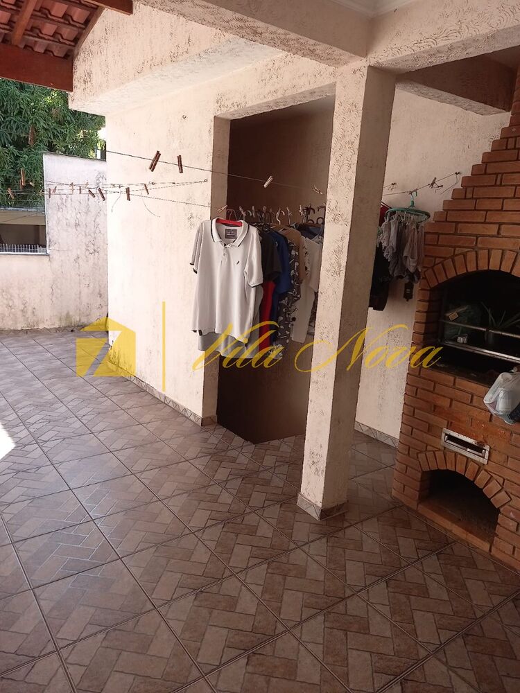 Casa para alugar com 2 quartos, 360m² - Foto 4