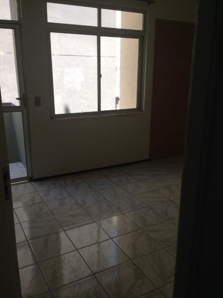 Apartamento à venda com 3 quartos, 109m² - Foto 1