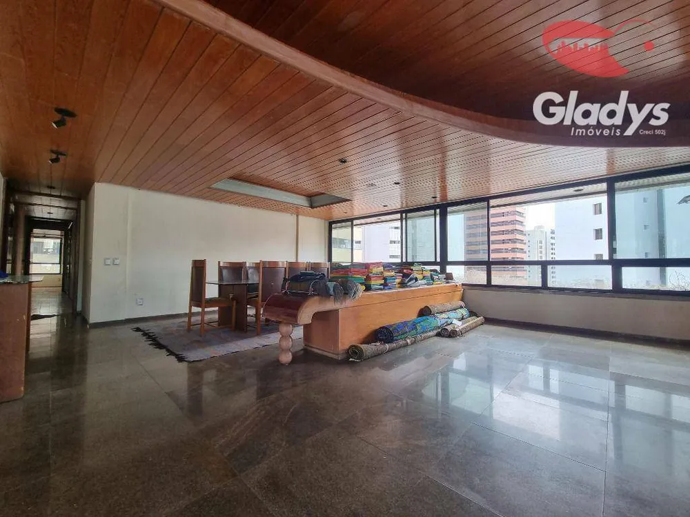 Apartamento, 3 quartos, 261 m² - Foto 7