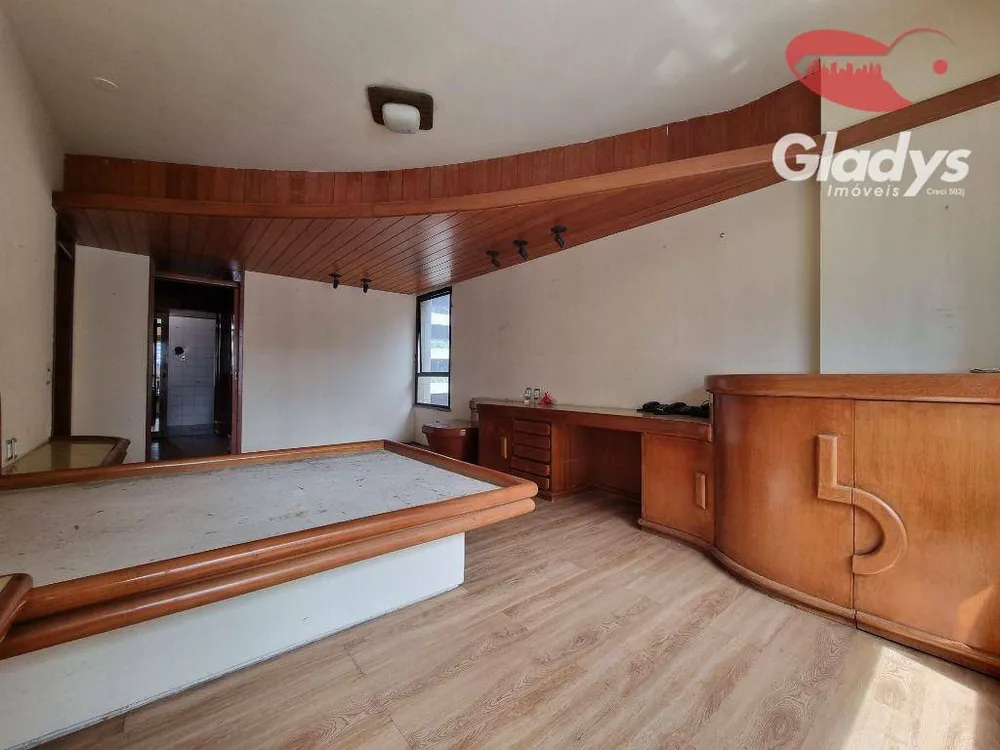 Apartamento, 3 quartos, 261 m² - Foto 14