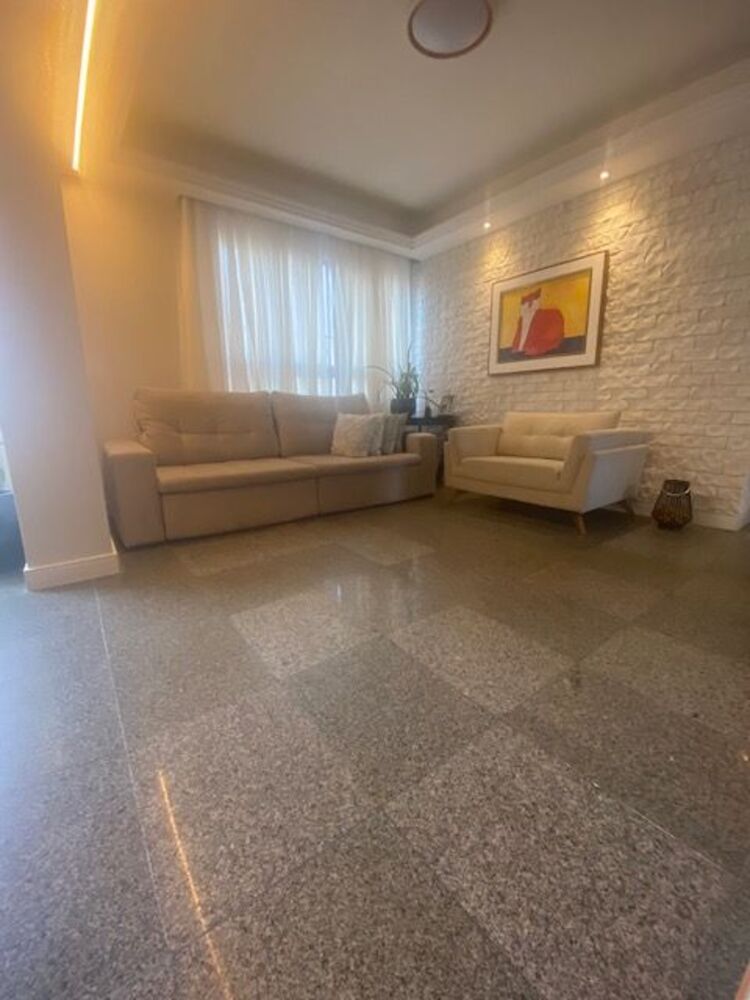Apartamento à venda com 3 quartos, 161m² - Foto 2