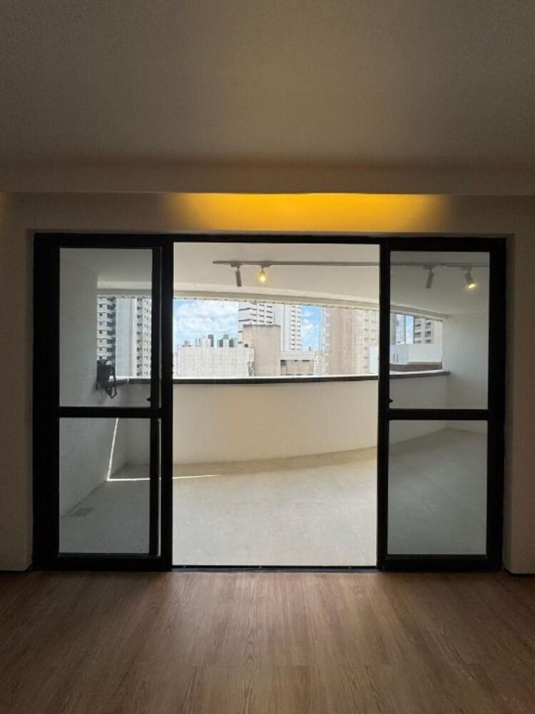 Apartamento, 3 quartos, 137 m² - Foto 1