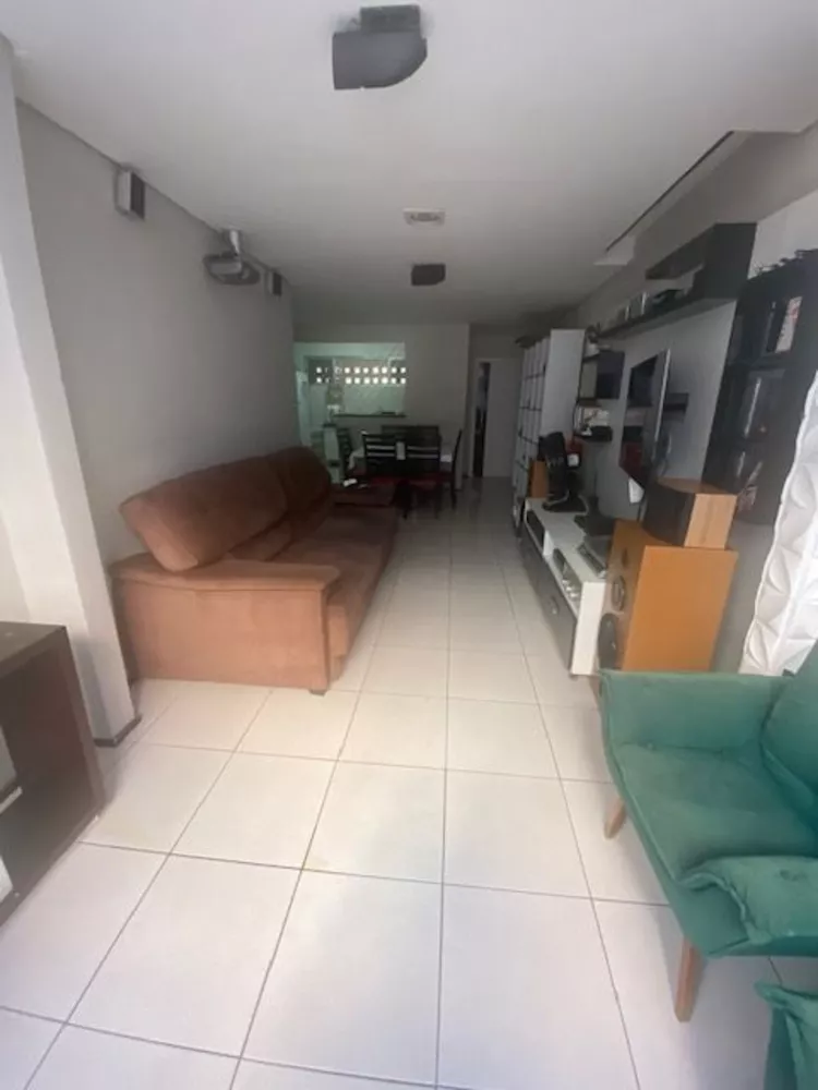 Apartamento à venda com 3 quartos, 117m² - Foto 1