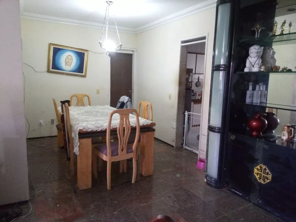 Apartamento à venda com 3 quartos, 140m² - Foto 4