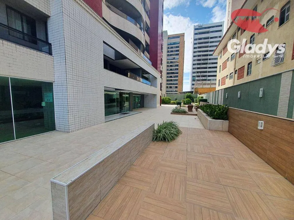 Apartamento, 3 quartos, 130 m² - Foto 1