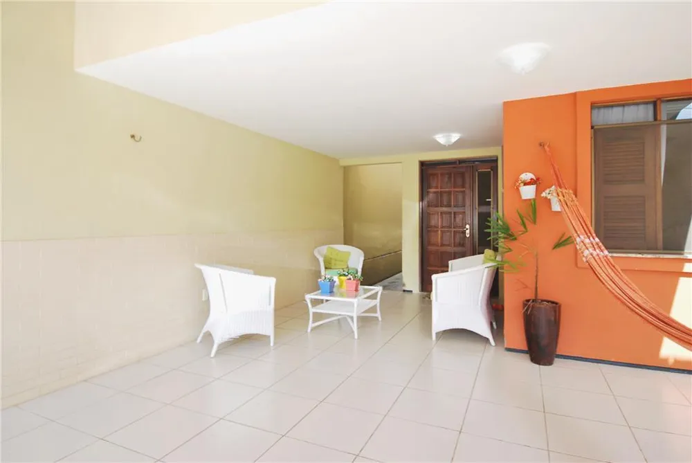Casa, 4 quartos, 180 m² - Foto 1