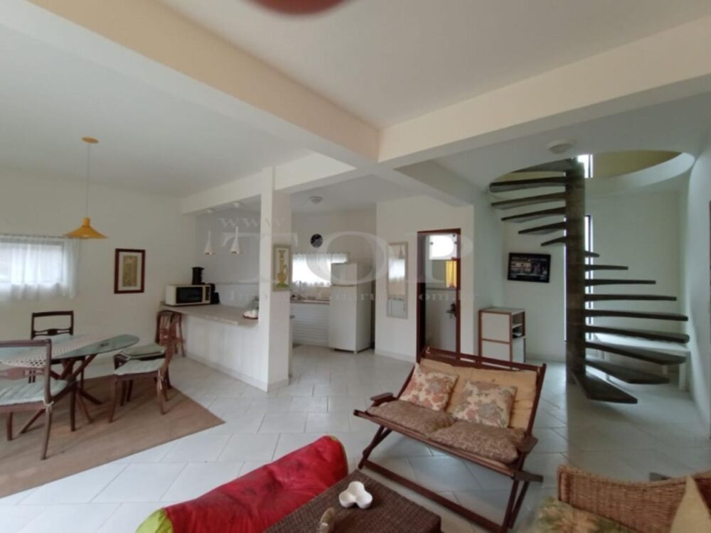 Casa, 6 quartos, 165 m² - Foto 4