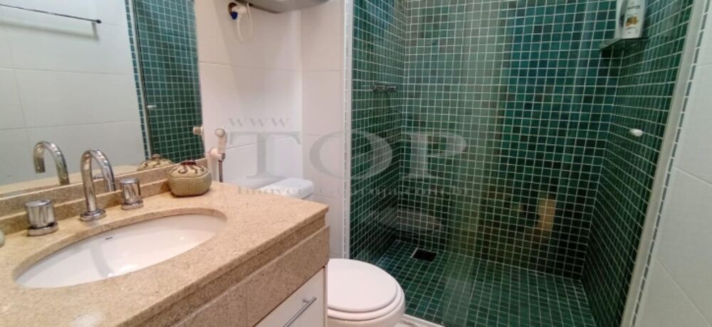 Apartamento à venda com 2 quartos, 80m² - Foto 3
