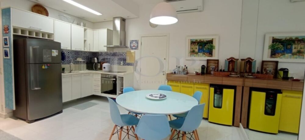 Apartamento à venda com 2 quartos, 80m² - Foto 4