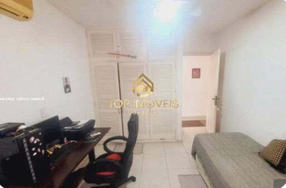 Casa, 4 quartos, 245 m² - Foto 1
