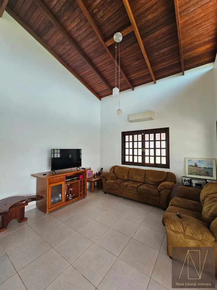 Casa, 3 quartos, 220 m² - Foto 4