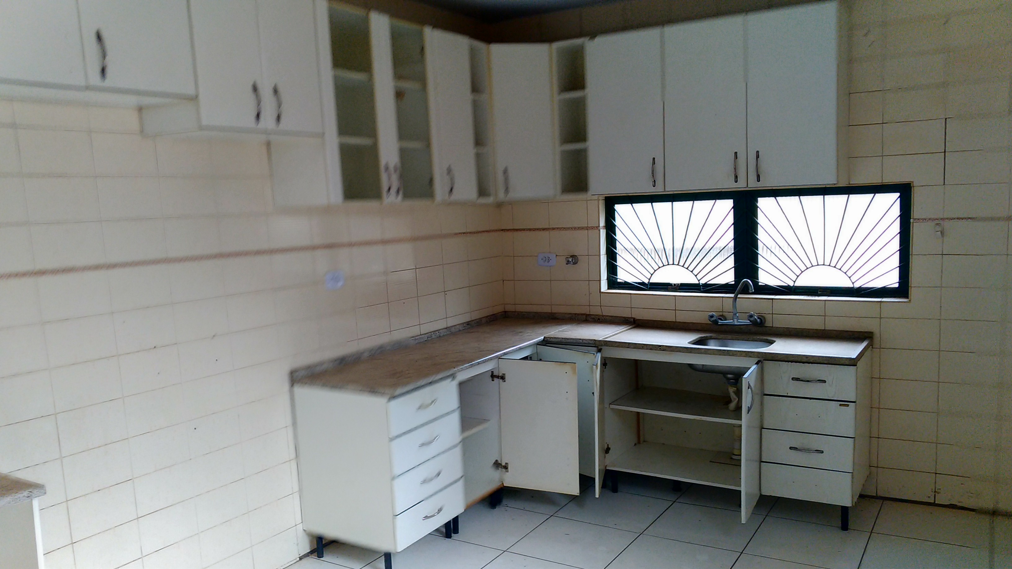 Sobrado à venda com 7 quartos, 166m² - Foto 4