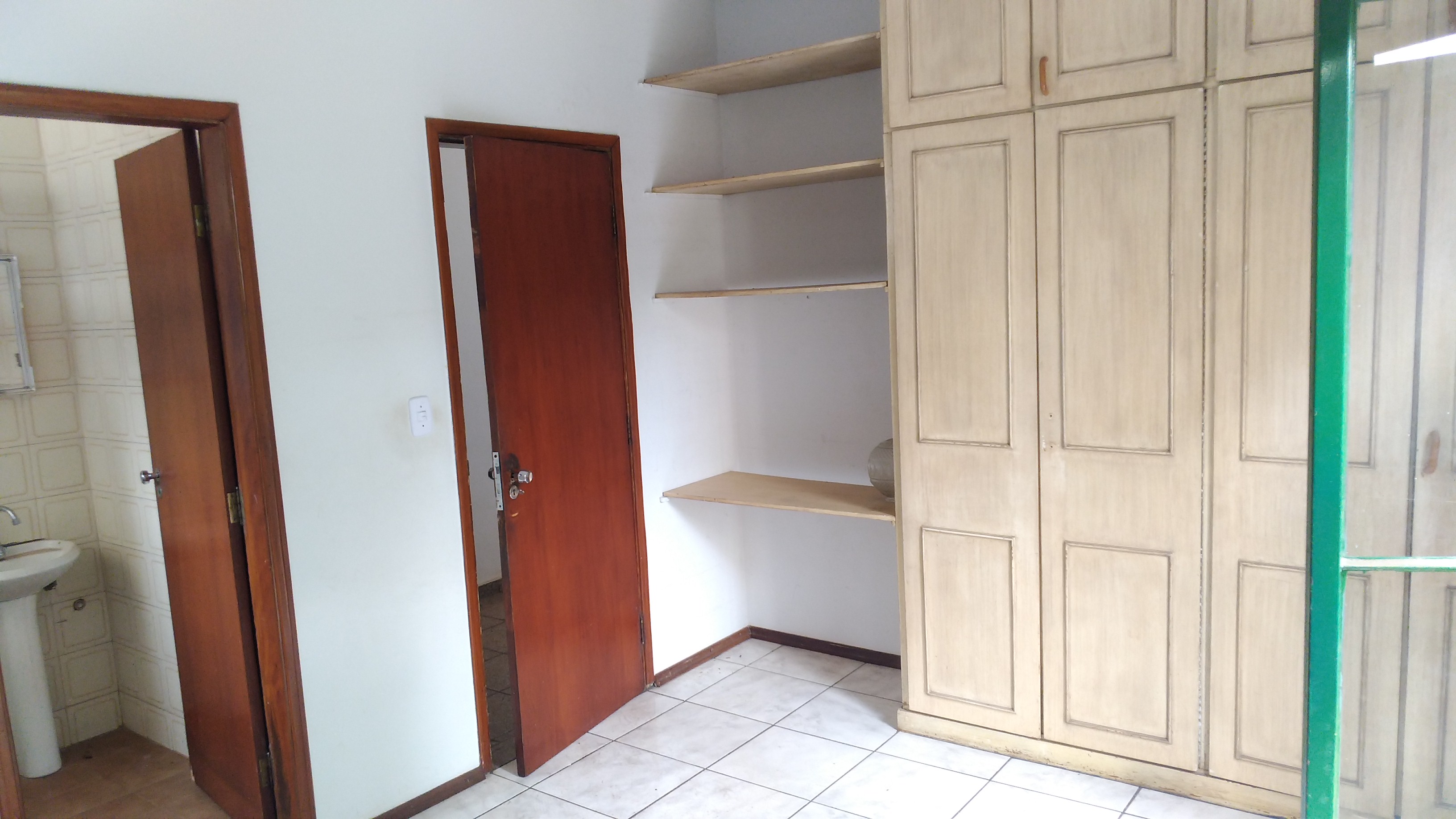 Sobrado à venda com 7 quartos, 166m² - Foto 5