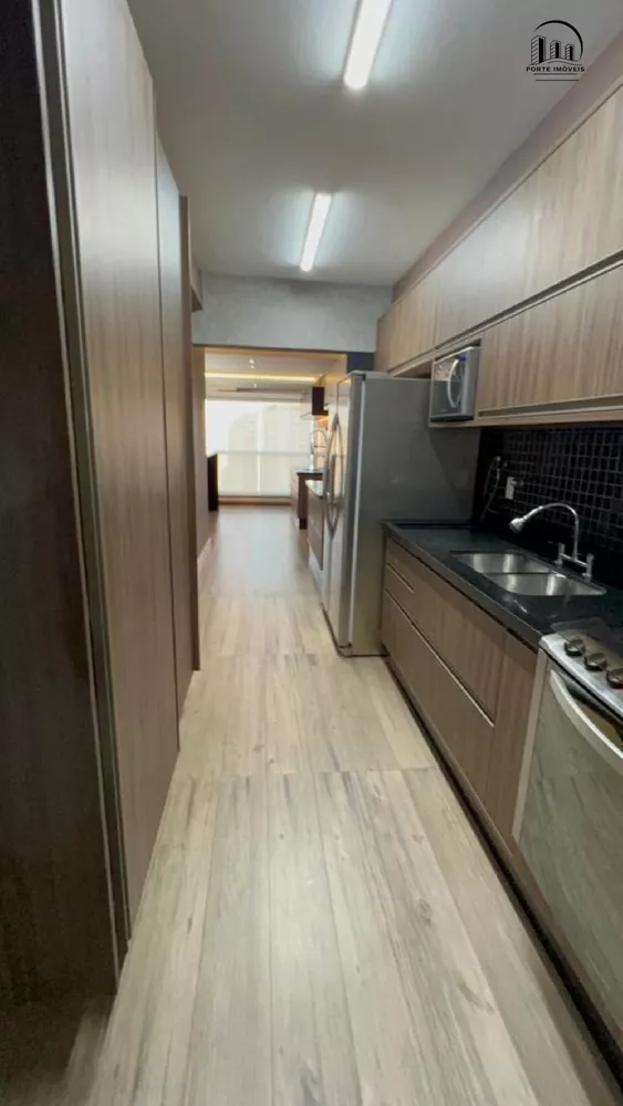 Apartamento à venda com 3 quartos, 161m² - Foto 4