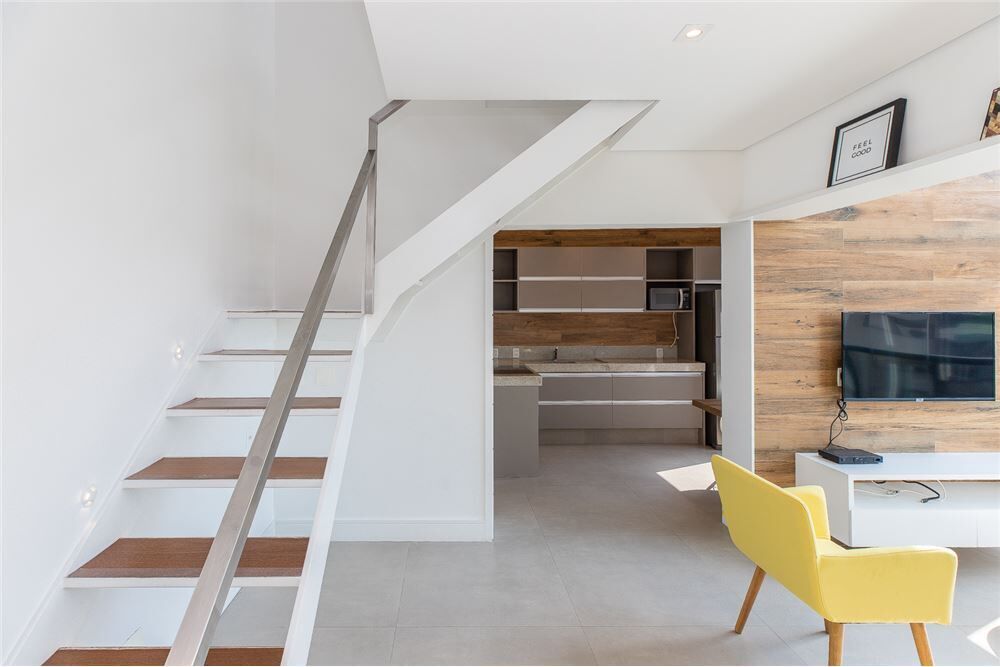 Apartamento, 1 quarto, 62 m² - Foto 2