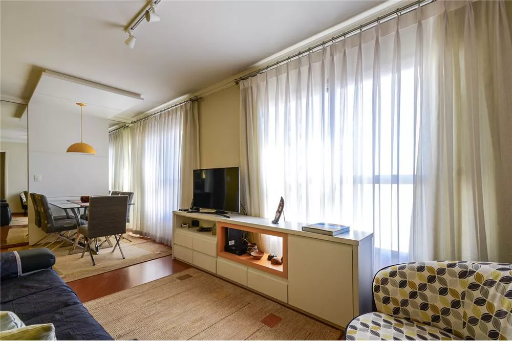 Apartamento à venda com 2 quartos, 72m² - Foto 1