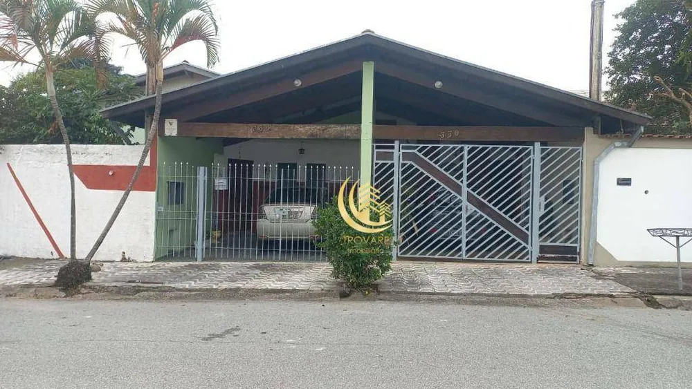 Casa, 3 quartos, 110 m² - Foto 1