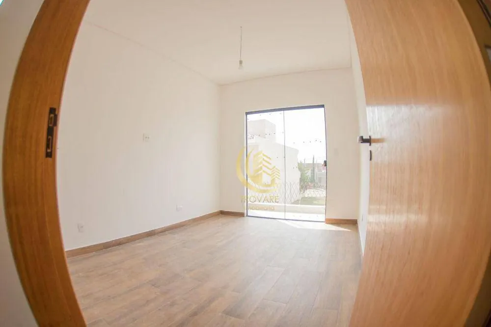 Casa, 3 quartos, 178 m² - Foto 2