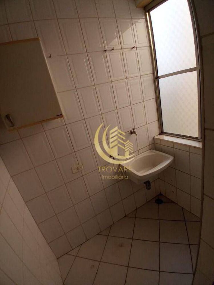 Apartamento à venda com 3 quartos, 90m² - Foto 3