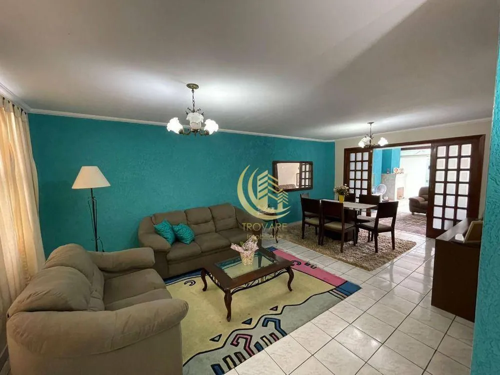 Sobrado, 3 quartos, 245 m² - Foto 1