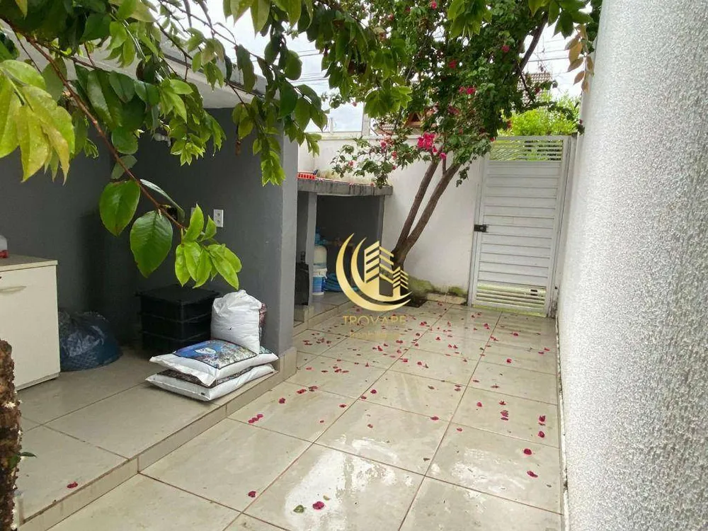Sobrado, 3 quartos, 322 m² - Foto 1