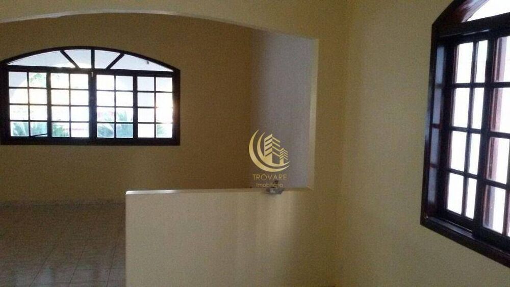 Casa à venda com 4 quartos, 160m² - Foto 4
