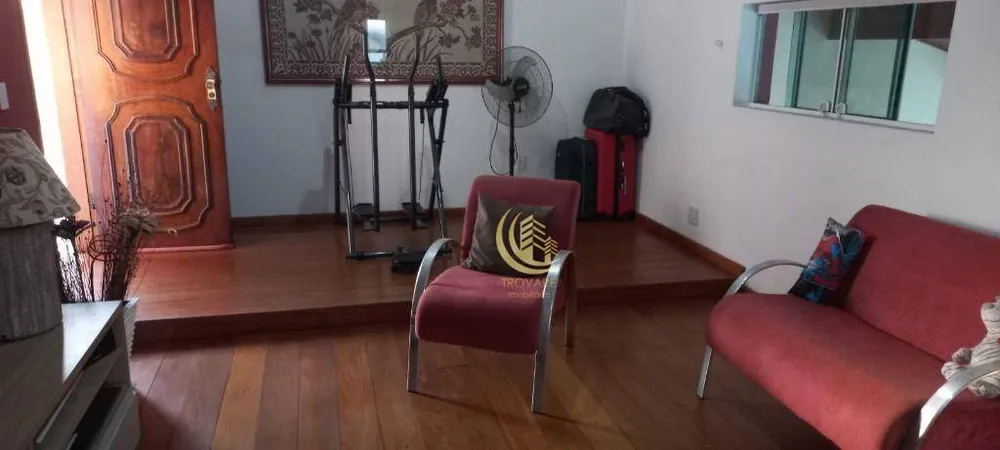 Casa, 3 quartos, 270 m² - Foto 4