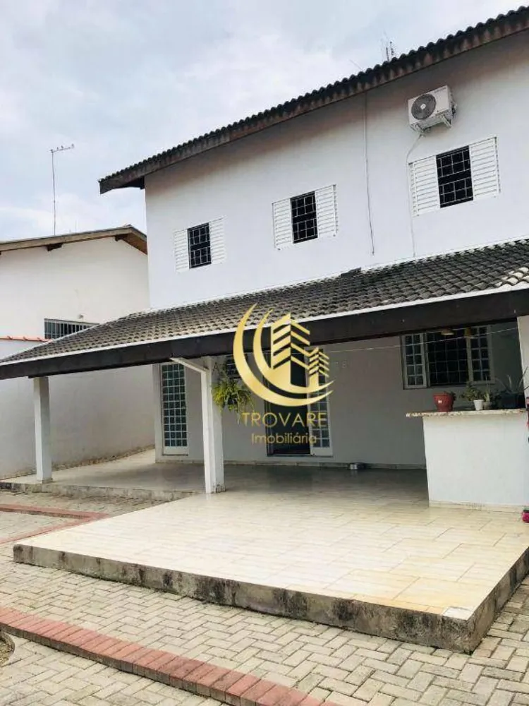 Sobrado, 3 quartos, 187 m² - Foto 1